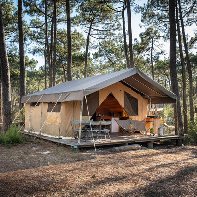 Campsite at Lake Carcans - Bombannes Estate - Huttopia