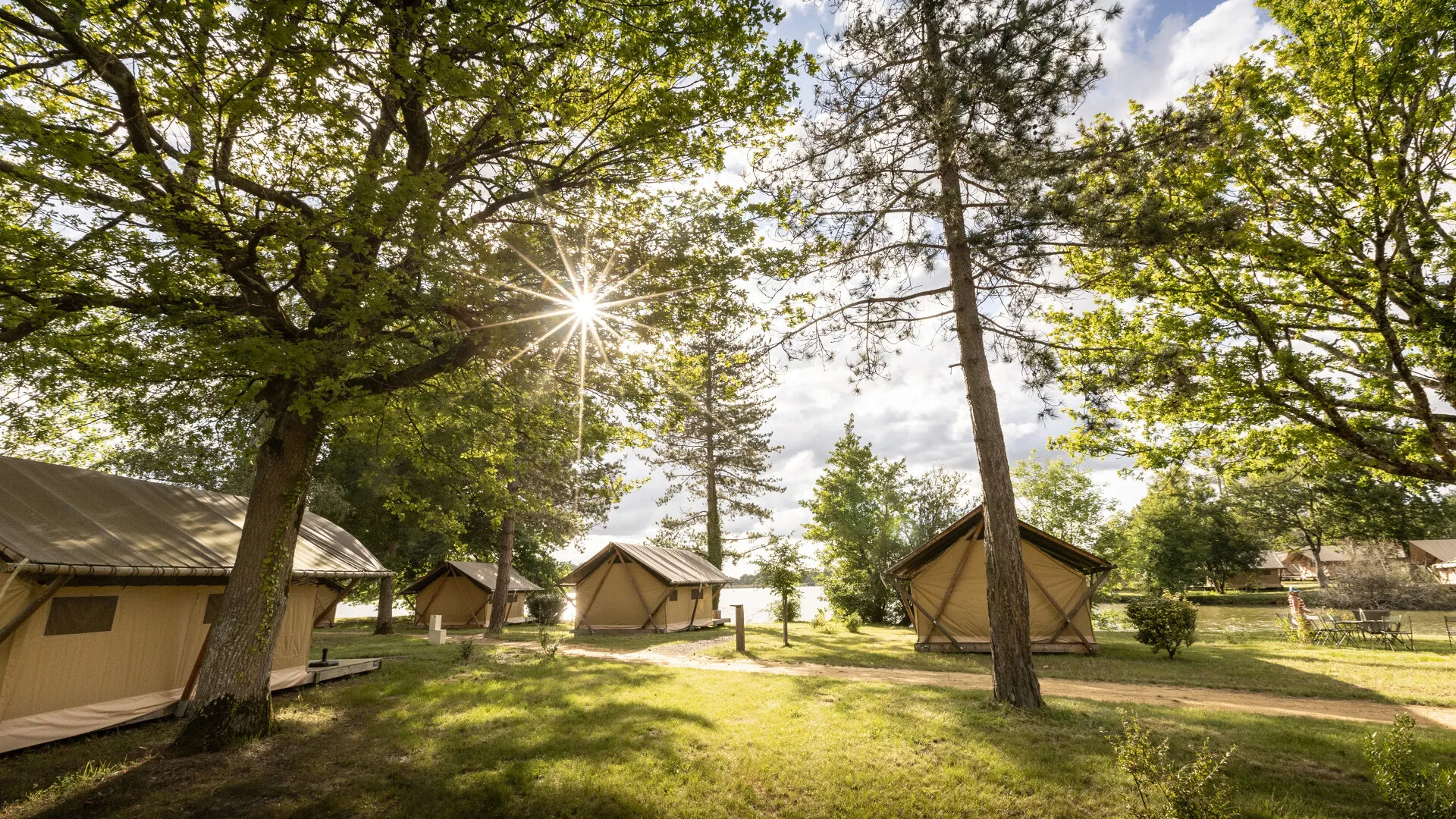 Camping Huttopia Lac de l'Uby