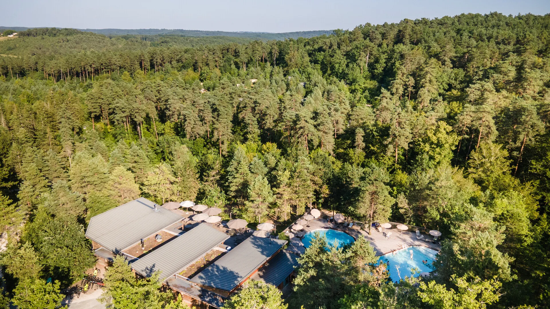 Huttopia Lanmary – Périgord — Extérieur