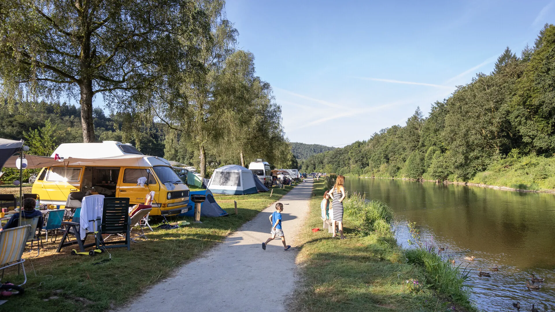 baralir zelt Aufblasbares mit Pumpe – 4–6 Personen aufblasbar mit Herdwagenheber, 4 Jahreszeiten, wasserdicht, winddicht, große Luft, Outdoor, Familie, Luxus-Camping mit Netzfenstern und Türen Sport & Freizeit transfer-cases Lastenfahrrad Kissen Lovens - Farbe:WEIß