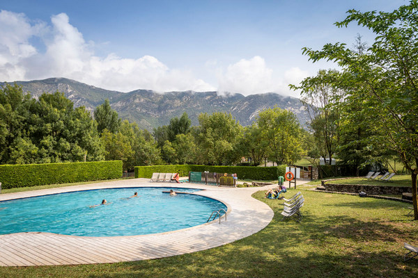 Camping Huttopia Barcelona Pirineos - Catalonia