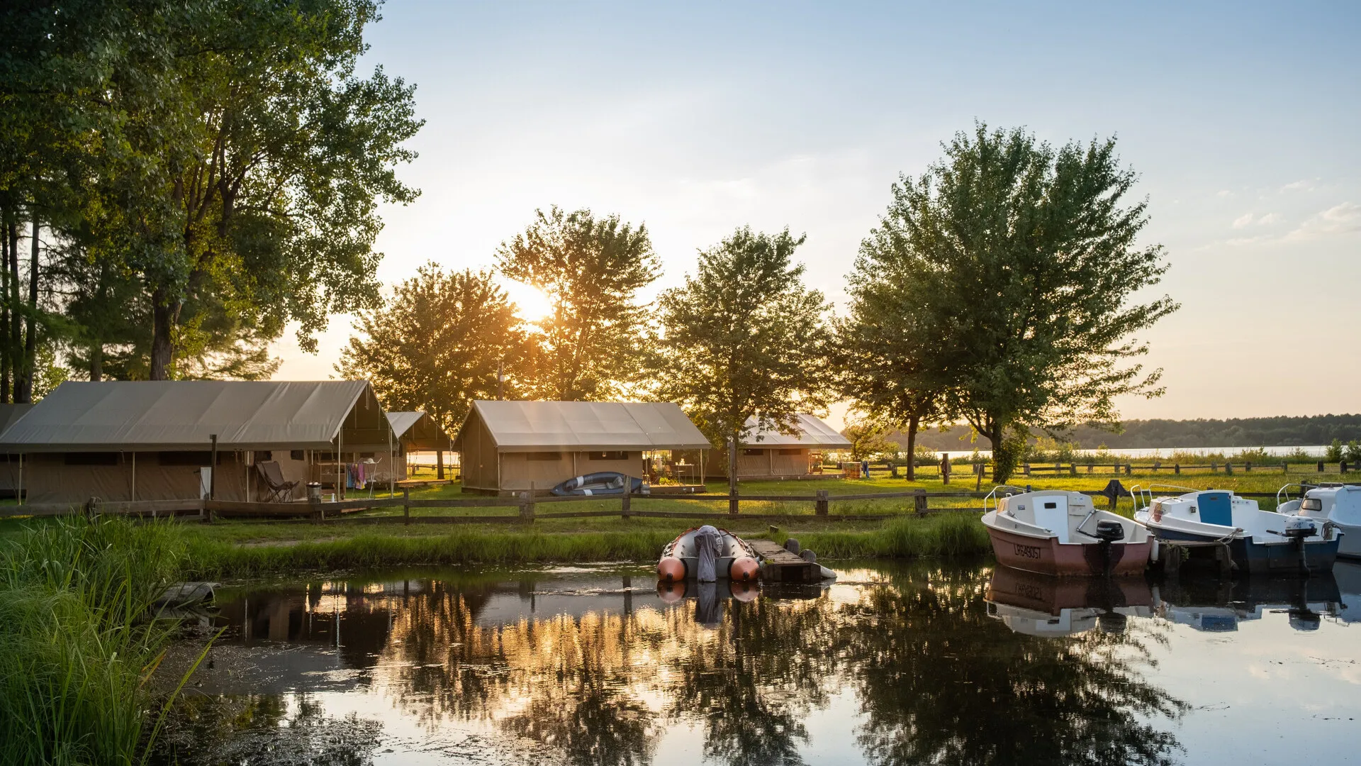 Camping Huttopia Lac d'Aureilhan