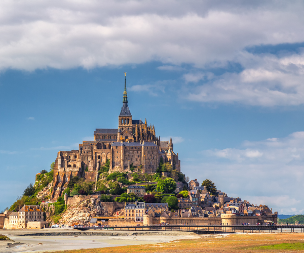 Mont Saint Michel vu depuis la baie