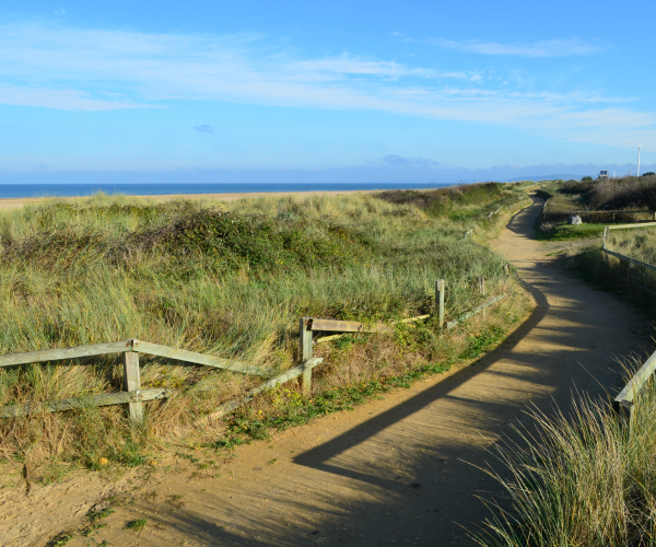 Promenade sur le littoral du Calvados en Normandie